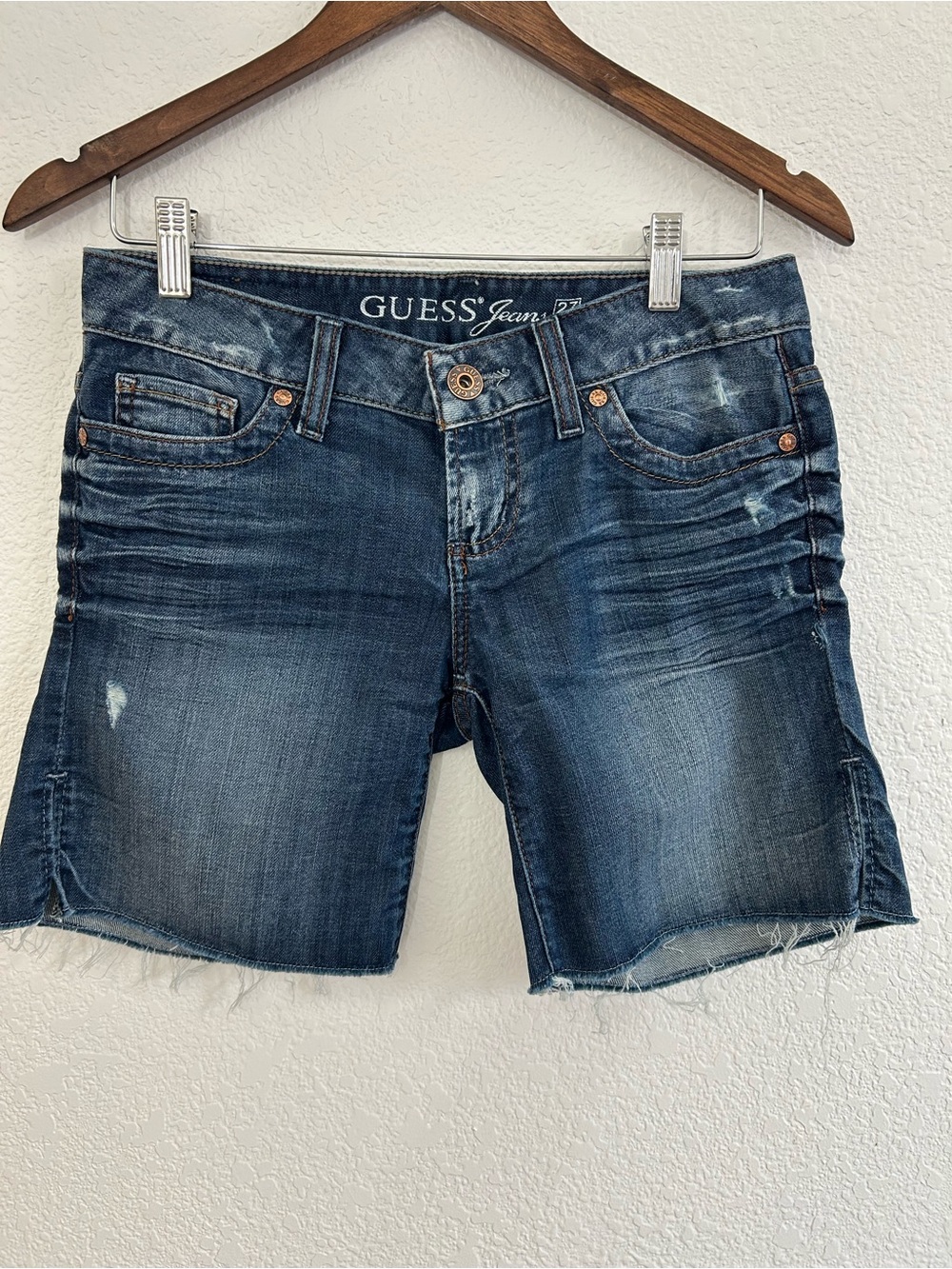 GUESS Size 27 Dark Wash  Low Rise Denim Shorts RAW HEM SIDE SLITS DISTRESSED